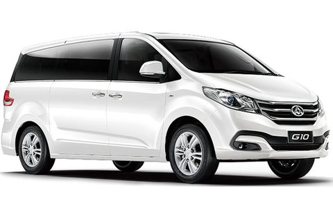 Luxury Van, Private Transfer, Cairns City - Cairns Airport - Find Attractions 3