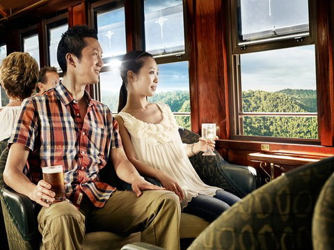 Kuranda Day Tour, TKS-3 Wildlife Gold 930 - Find Attractions 0