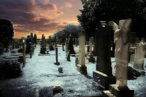 Southport Cemetery Paranormal Activity Tour QUEENSLAND - Find Attractions 0