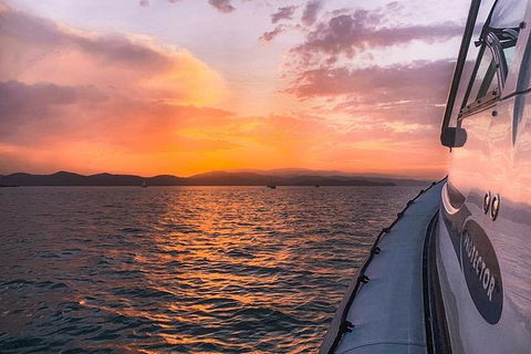 Sunset Cruise Private Charter Hamilton Island - Find Attractions 2