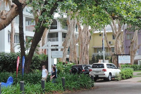 Airport Transfer - Palm Cove, Kewarra Beach & Trinity Beach To Cairns Airport - Find Attractions 6