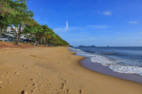 Airport Transfer - Palm Cove, Kewarra Beach & Trinity Beach To Cairns Airport - Find Attractions 7
