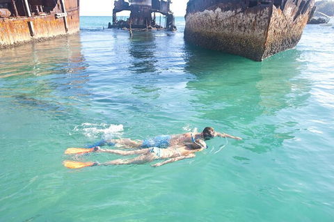 Adventure Moreton Island Wrecks Adventure Package - Find Attractions 1