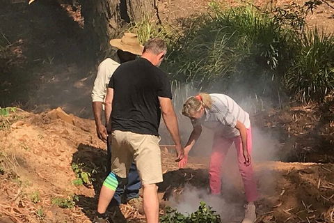 Half Day Aboriginal Rock Art Experience In Queensland - Find Attractions 6