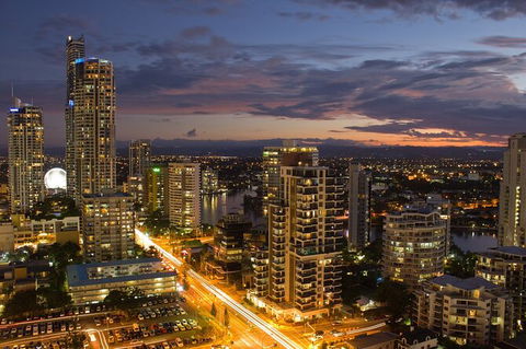 Arrival Private Transfers From Gold Coast Airport OOL To Gold Coast City - Find Attractions 5