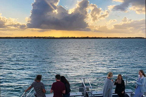 Sunset Twilight Cruise In Hervey Bay - Find Attractions 4