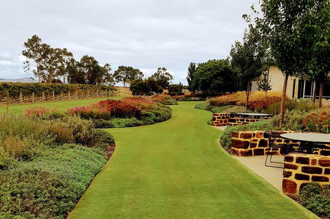 Private Wine Tour - Find Attractions 7