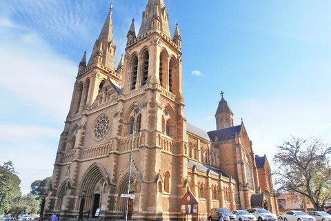 Adelaide Airport Transfers : Adelaide City To Airport ADL In Business Car - Find Attractions 9
