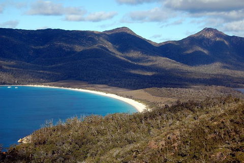 Wineglass Bay Day Tour - Find Attractions 1