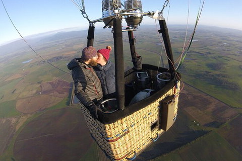 Private Balloon Flight - Find Attractions 0