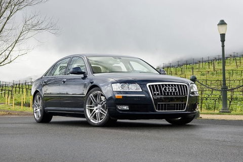 Audi A8 Chauffeur Car Melbourne Airport To CBD - Find Attractions 1