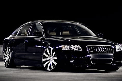 Audi A8 Chauffeur Car Melbourne Airport To CBD - Find Attractions 8