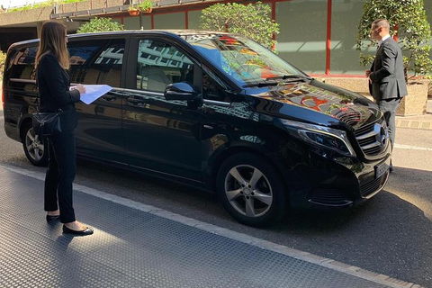 Arrival Private Transfer Melbourne Airport MEL To Melbourne City By Luxury Van - Find Attractions 3