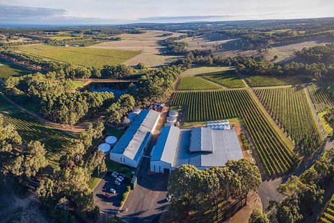 Three Day Charter Margaret River Region (inbound Melbourne Travelers) - Find Attractions 3