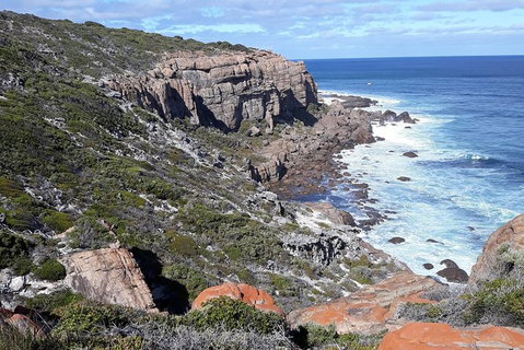 Explore Margaret Rivers\' National Parks On A Guided Cape To Cape Track Walk - Find Attractions 7