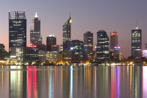 Hire Photographer, Professional Photo Shoot - Perth - Find Attractions 0