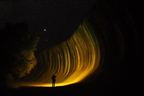 Wave Rock, Wild Flowers And Astro Photography - Find Attractions 0
