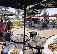 The Beach and Bush Gallery and Cafe - Find Attractions