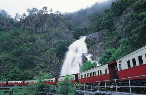 International Coaches And Tours - Find Attractions 11