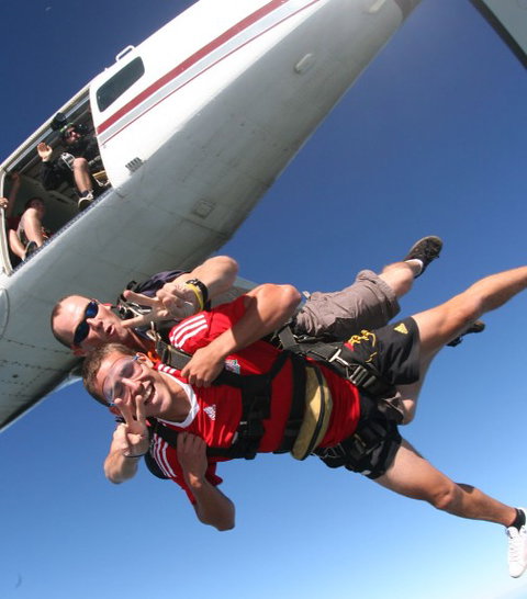 Jump The Beach Cairns - Find Attractions 5
