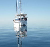 A Whitsunday Luxury Sailing Holiday - Find Attractions