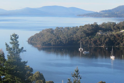 Twilight Sail Bruny Island - Find Attractions 2
