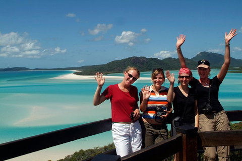 Whitehaven Beach Sailing And Snorkeling Cruise - Find Attractions 4