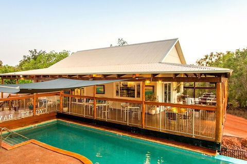 Wet Season Mitchell Falls Tour - Mitchell Falls, Horizontal Falls & Cygnet Bay - Find Attractions 4