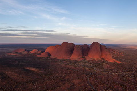 Scenic Flight: Uluru & Kata Tjuta - Find Attractions 0