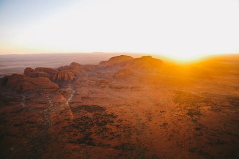 Scenic Flight: Uluru & Kata Tjuta - Find Attractions 4