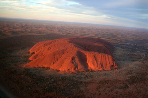 Scenic Flight: Uluru & Kata Tjuta - Find Attractions 5