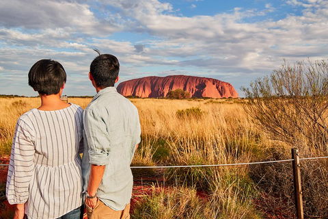 Uluru (Ayers Rock) Sunset Tour - Find Attractions 1