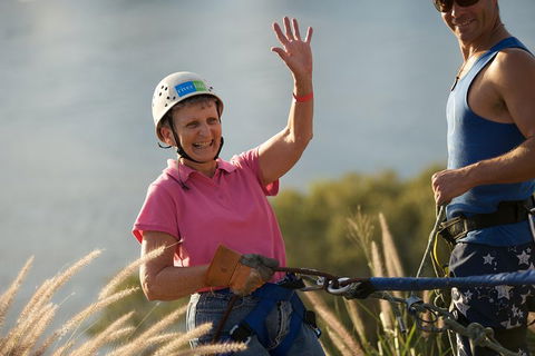 Abseiling The Kangaroo Point Cliffs In Brisbane - Find Attractions 2
