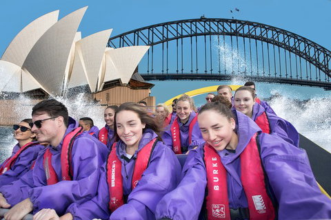 30-Minute Sydney Harbour Jet Boat Ride: Thunder Twist - Find Attractions 1