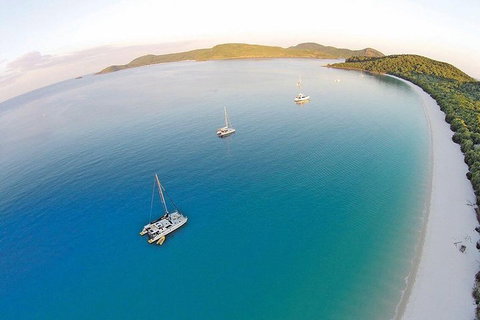 Sail, Snorkel, SUP & Kayak Charter Whitsundays - Find Attractions 5