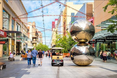 Explore Adelaide City Tour: Haigh's Tasting Chocolate & Adelaide Oval Tour - Find Attractions 1