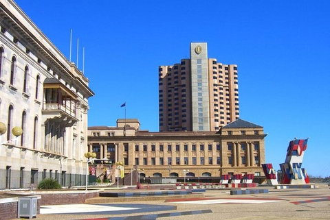 Explore Adelaide City Tour: Haigh's Tasting Chocolate & Adelaide Oval Tour - Find Attractions 5
