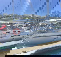 Sailing Curlew Escape on Moreton Bay - Find Attractions
