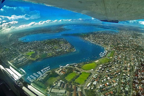 Perth Scenic Flight - City River And Beaches - Find Attractions 4