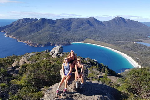 2-Day Tas East Coast Escape Tour Including Bay Of Fires, Wineglass Bay & Devils - Find Attractions 1