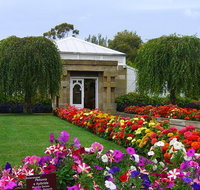 Hobart City Sightseeing Tour Including MONA Admission - Find Attractions