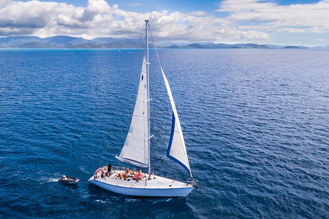 2 Night Small Group Whitsundays Sailing Adventure Aboard Mandrake - Find Attractions 3