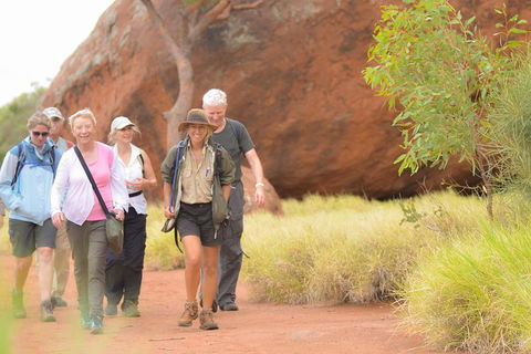 Full Uluru Base Walk At Sunrise Including Breakfast - Find Attractions 3