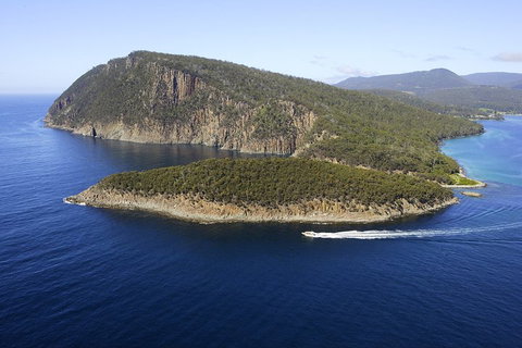 3-Hour Bruny Island Cruise From Adventure Bay, Bruny Island - Find Attractions 0
