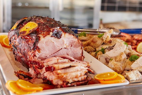 Lunch Buffet Cruise On The Gold Coast - Find Attractions 1