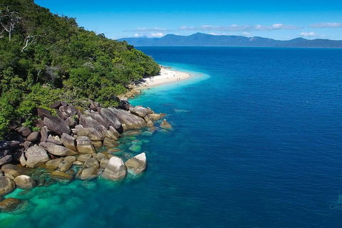 Fitzroy Island Catamaran Transfers From Cairns - Find Attractions 1