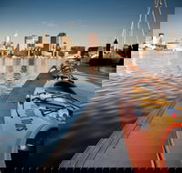 Melbourne Sunset Kayaking Experience with Dinner - Find Attractions
