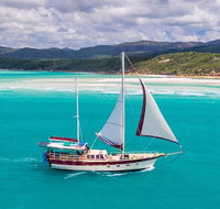 2-Day Whitsundays Sailing Adventure SV Whitehaven - Find Attractions