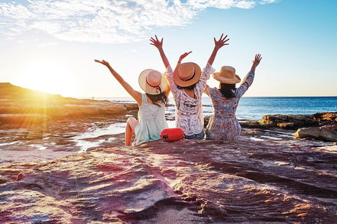 4-Day Coastal Loop Via Monkey Mia Wild Dolphins Kalbarri Pinnacles Perth Return - Find Attractions 4