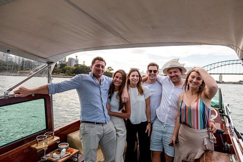 Private Luxury Cruise On Sydney Harbour For Up To Six Guests - Find Attractions 3
